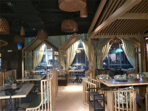 四季椰林海南椰子鸡餐厅火锅桌椅