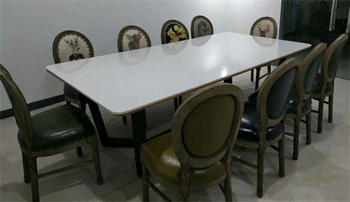 卓悦汇餐厅桌椅