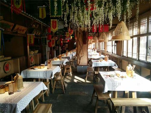 湘菜馆深圳农耕记餐桌椅