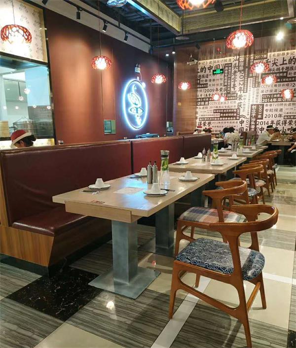 北京朝阳大悦城日日香鹅肉饭店餐桌椅