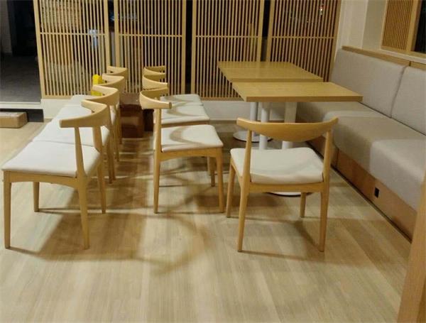 素芳茶事餐厅桌椅