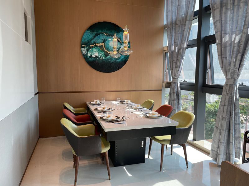 6人位一人一锅小火锅桌子带电磁炉一体餐桌