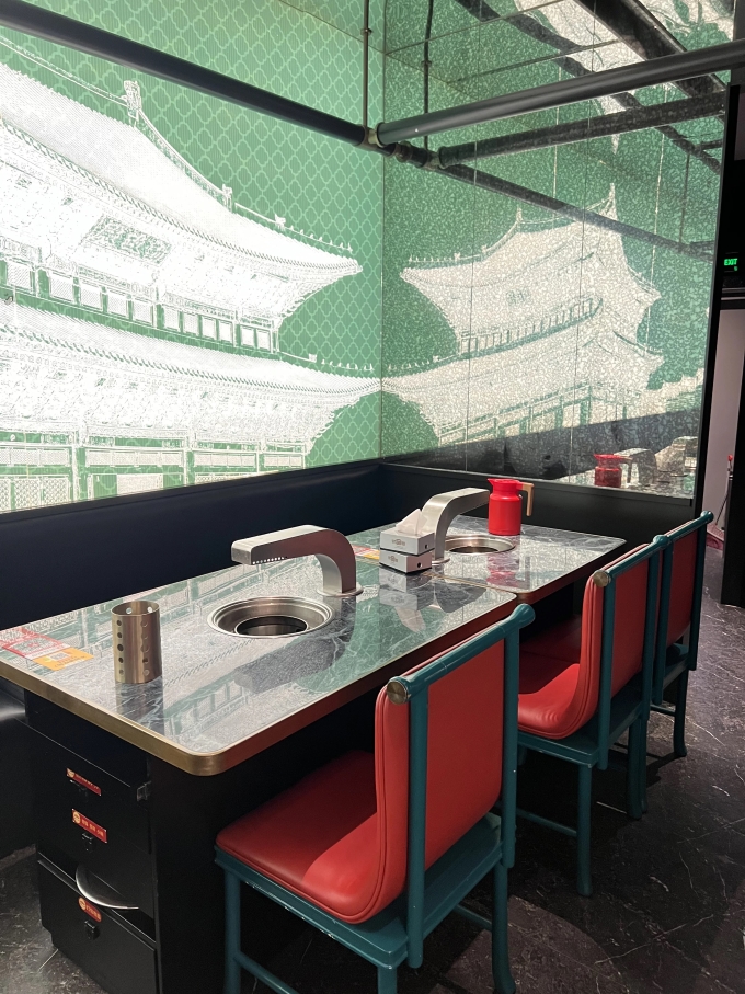 韩式烤肉店炭火烤肉下排烟烤肉桌