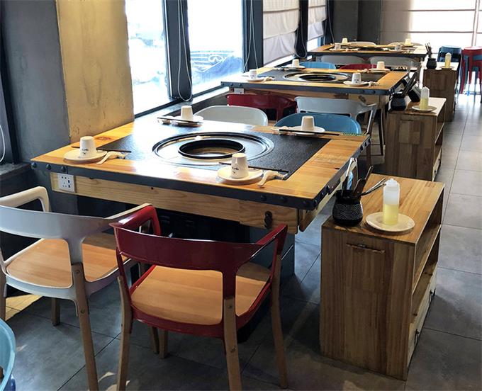 凑凑火锅餐厅实木框火烧石电磁炉火锅桌
