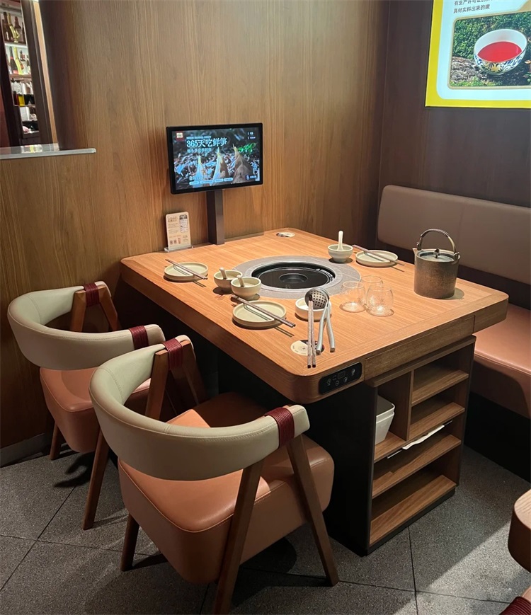 巴奴火锅现代实木火锅桌椅