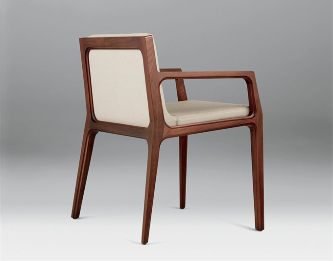 北欧现代木实木休闲布艺软包西餐椅