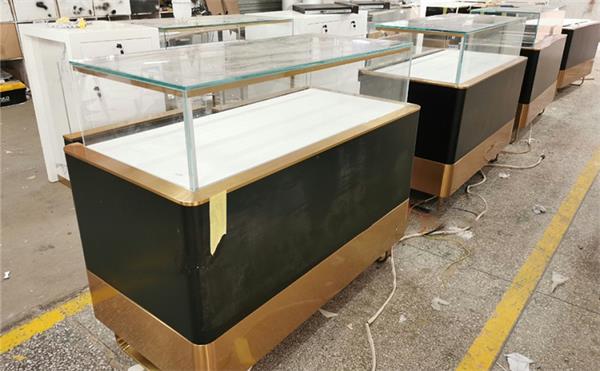 周大生珠宝展示台_商场珠宝玉器首饰玻璃展示柜