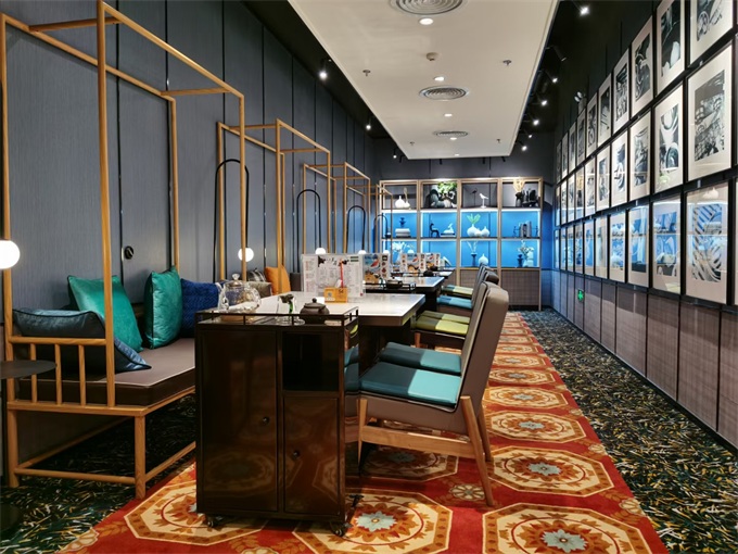 稻香餐厅特色实木卡座桌椅