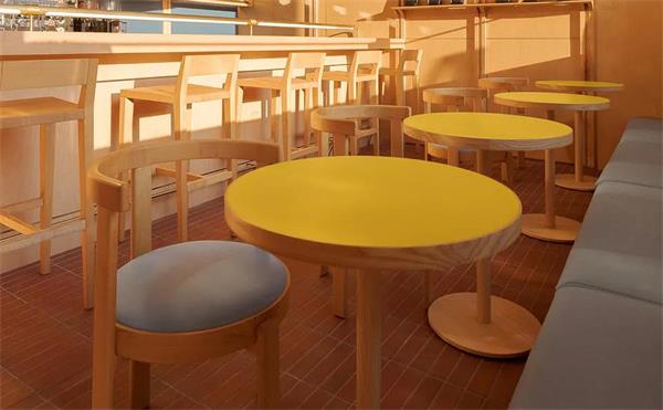 重庆咖啡厅实木桌椅